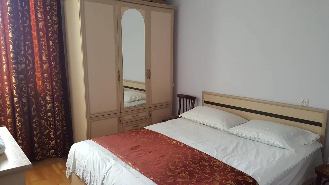 Guest House Luka บาทูมิ ภายนอก รูปภาพ