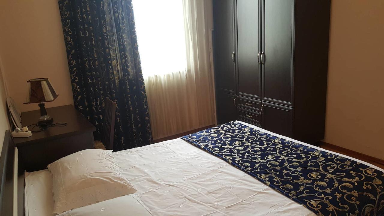 Guest House Luka บาทูมิ ภายนอก รูปภาพ
